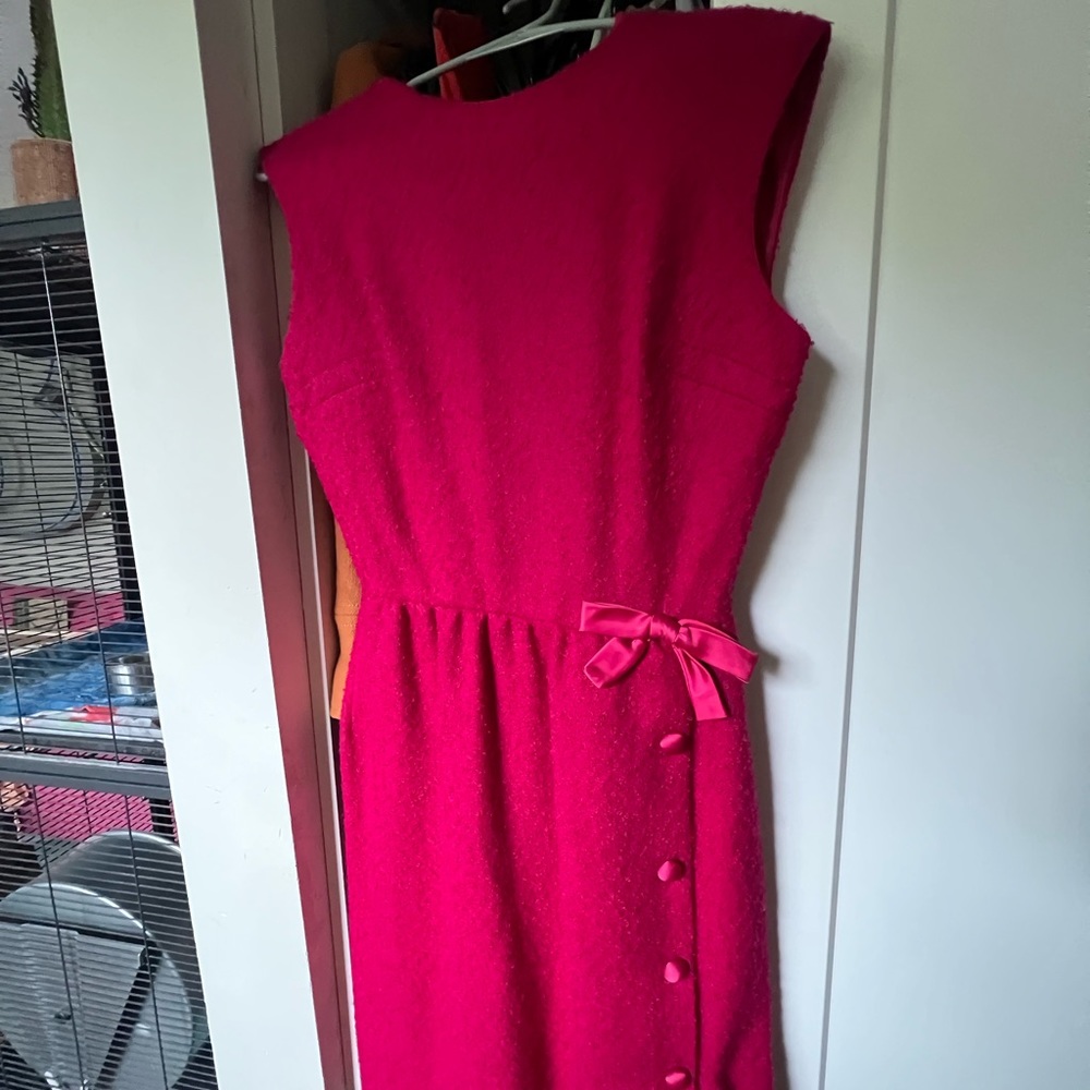 vintage red bow dress cute details